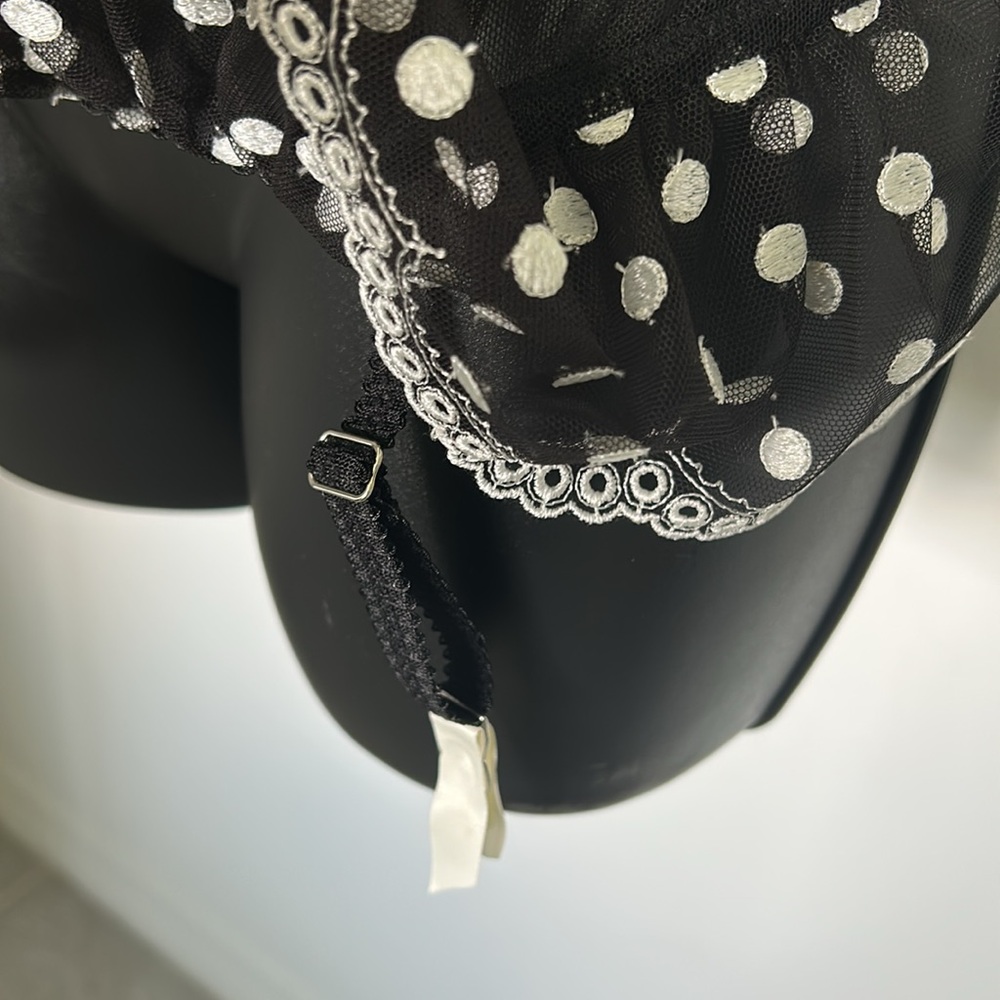 🆕 VICTORIA’S SECRET Black Bustier Corset Polka Dots Garters NWT Size 36D - Picture 5 of 16